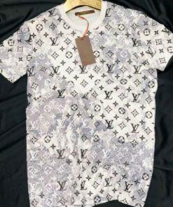 Limited Edition Luxury Brand Unisex T-shirt Hot Gift   PEA0303