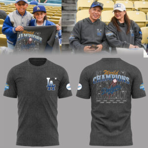 Limited Edition  Back-to-Back World Champions Tshirt-PA040126011