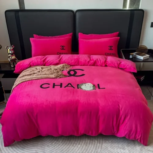 Premium Luxury Brand Bedding Set - CHIC081124